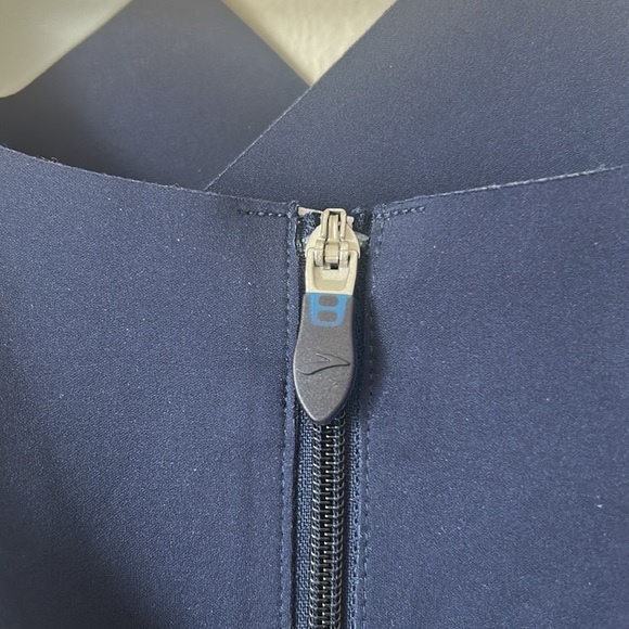 Brooks Dare Zip Run Bra 2.0 high impact size 36dd - Picture 3 of 6